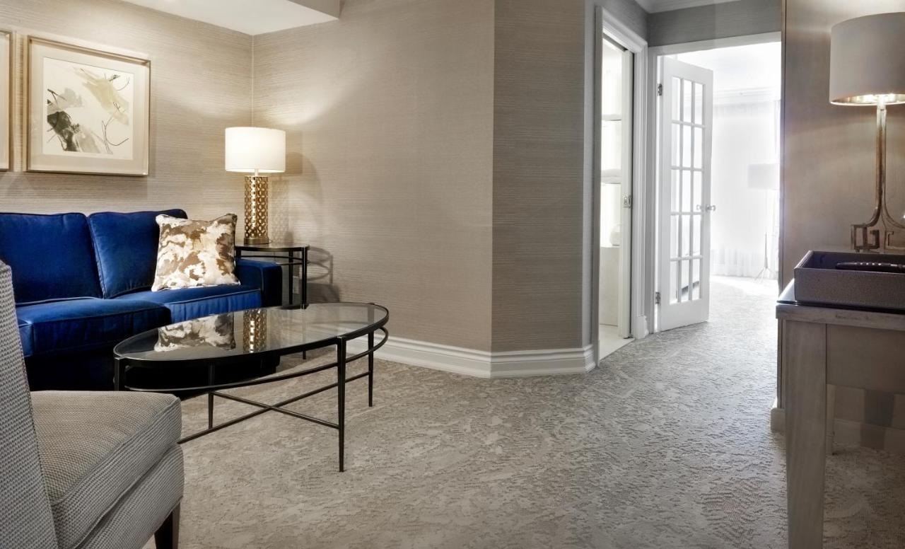 Chateau Vaudreuil Ngoại thất bức ảnh A suite at The Ritz-Carlton, Boston