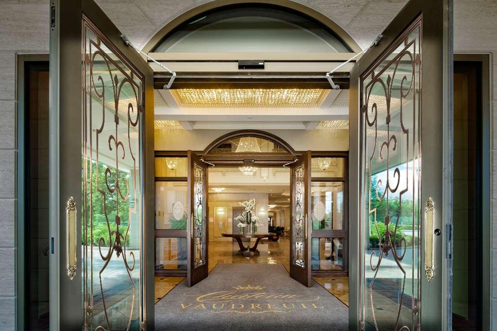 Chateau Vaudreuil Ngoại thất bức ảnh Entrance to the hotel