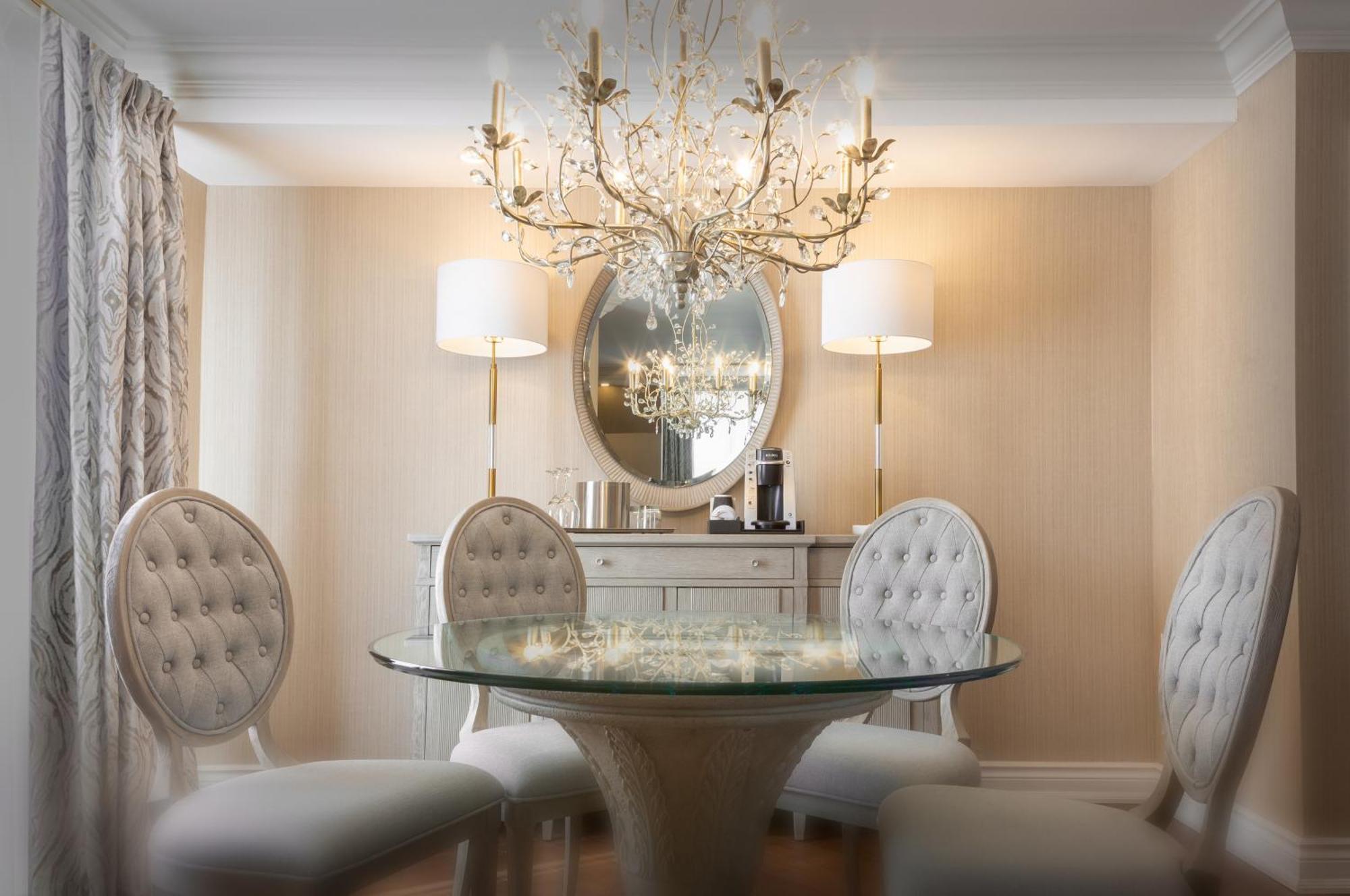 Chateau Vaudreuil Ngoại thất bức ảnh A dining room
